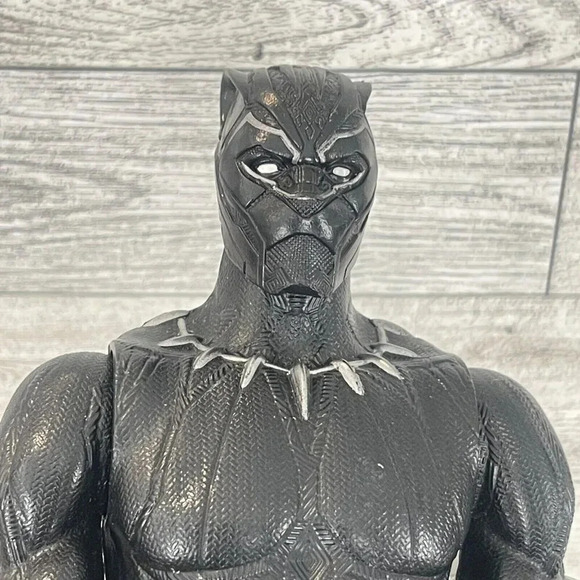 Marvel Avengers Black Panther 12” - Action Figure Hasbro 2018 - Picture 3 of 13